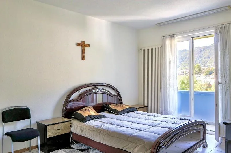 3 1/2-Zimmer-Wohnung an zentraler Lage im 2. OG / appartamento di 3... – Foto 9 von 18