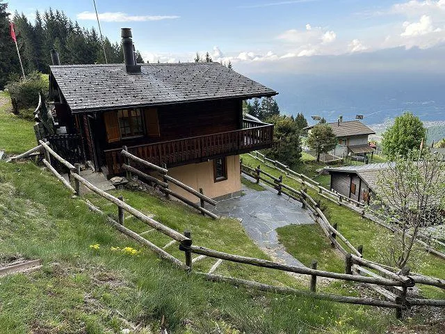 4-Zimmer.Chalet an sehr ruhiger, sonniger Aussichtslage / chalet di...