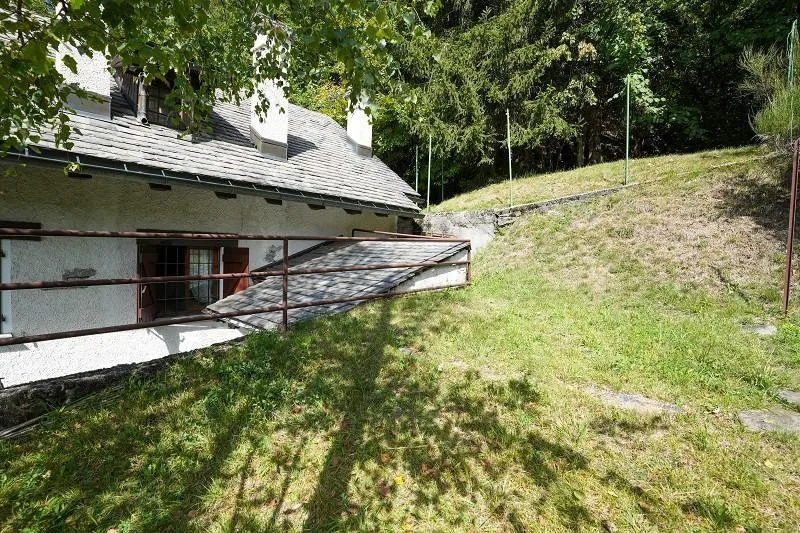 4 1/2-Zimmer-Haus mit viel Land sehr ruhige, sonnige Aussichtslage ... – Foto 18 von 30