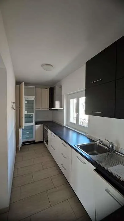 Proprietà residenziale immersa nel verde con vista panoramica – photo 10 sur 13