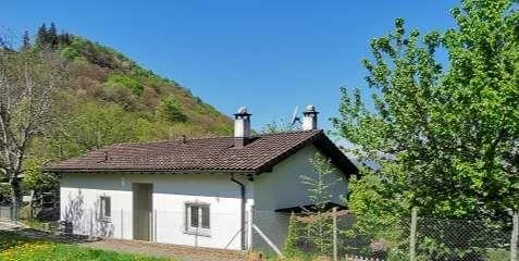 Proprietà residenziale immersa nel verde con vista panoramica