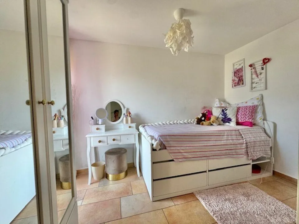 VENDESI A PIAZZOGNA (Gambarogno) - graziosa casa indipendente di 4.... – photo 10 sur 21