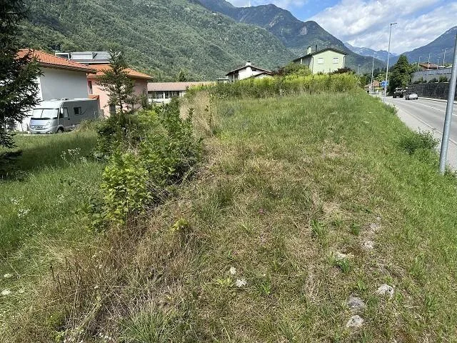 Baulandgrundstück von 500 m2 in 3-geschossigen Zone, zentral, sonni...