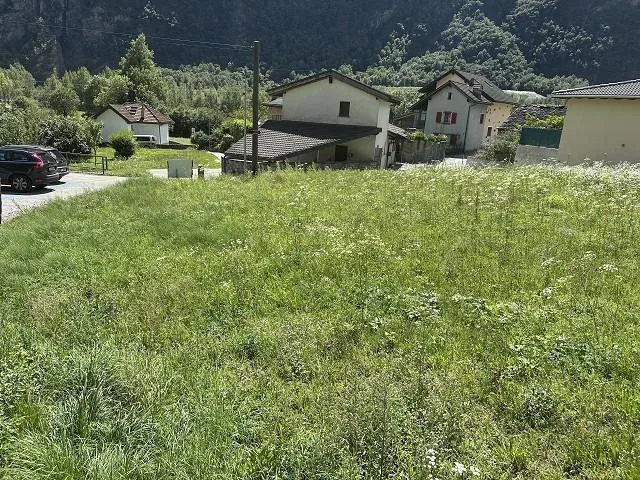 Baulandgrundstück von 415 m2 an sehr ruhiger, sonniger Aussichtslag...