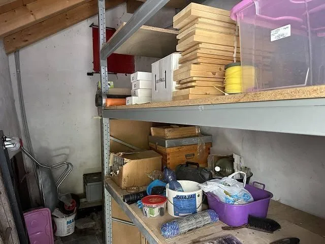 Rustico mit 7 Räumen mit Parkplatz im Freien / rustico di 7 locali ...