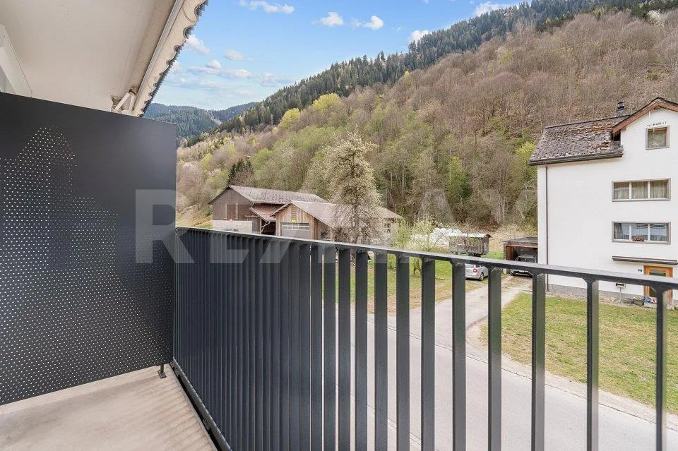 3½ -Zimmer-Wohnung Nr. 3 mit grossem Balkon im 1. OG als Zweitwohnsitz – photo 6 sur 12