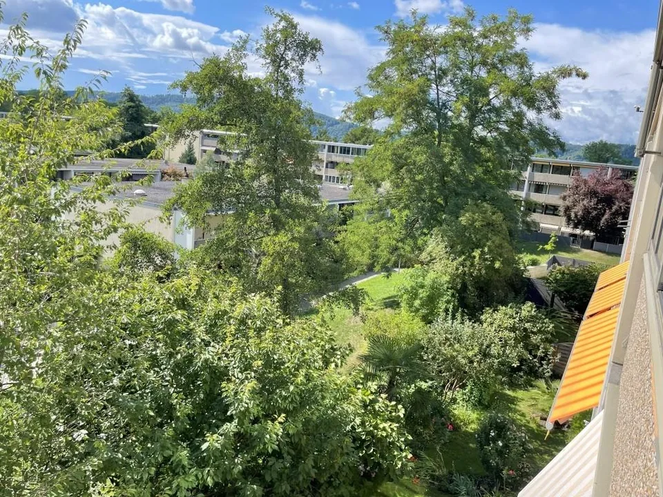 Renovierte & helle 3.5 Zimmer - Eigentumswohnung im 3. OG