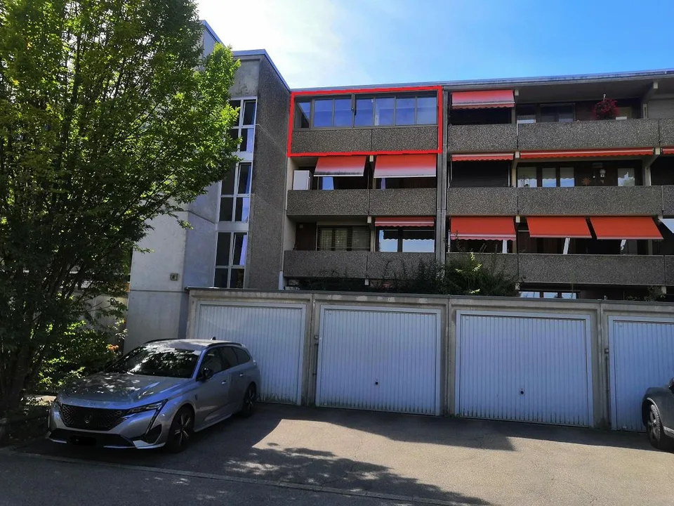 Renovierte & helle 3.5 Zimmer - Eigentumswohnung im 3. OG