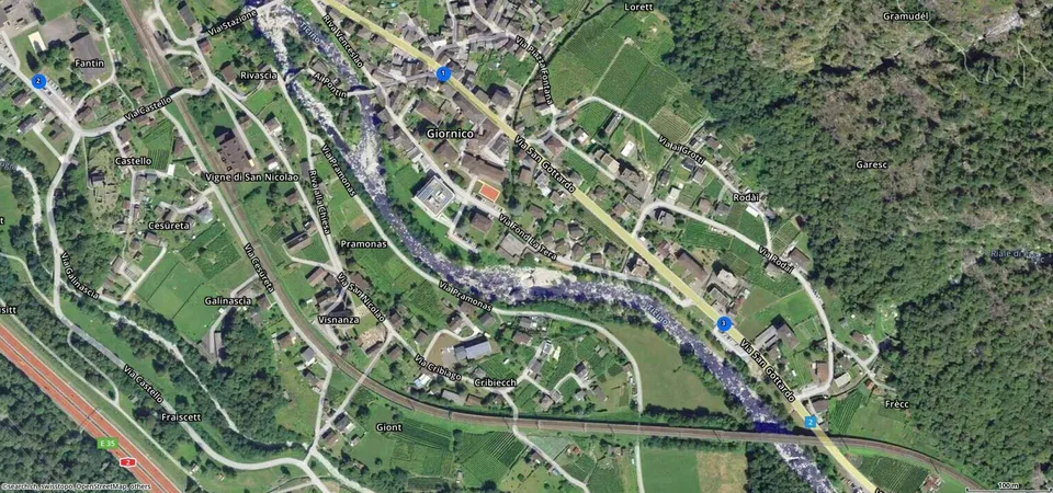Baulandgrundstück von 3330 m2 in Zone R4 mit Bauprojekt an zentrale... – photo 12 sur 13