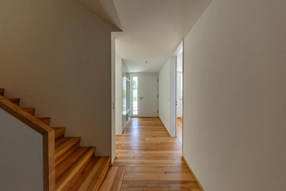 "Tschampani" - Grosszügiges 7.5-Zimmer Haus im Grünen.