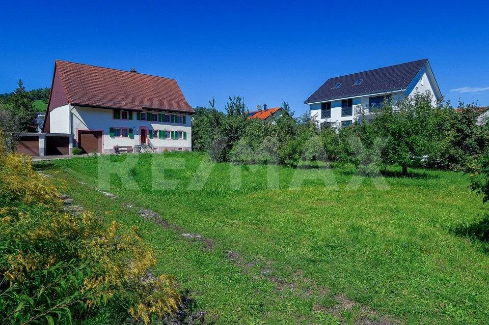 Attraktives Baugrundstück in zentraler Dorflage – Schulen, Freizeit... – photo 6 of 12