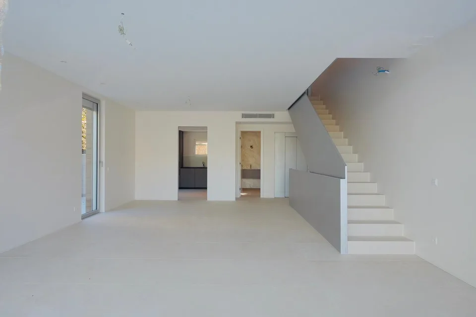 Prestigioso Triplex con Ascensore Privato e Giardino Esclusivo – Foto 7 von 16