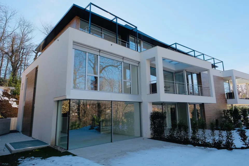 Prestigioso Triplex con Ascensore Privato e Giardino Esclusivo