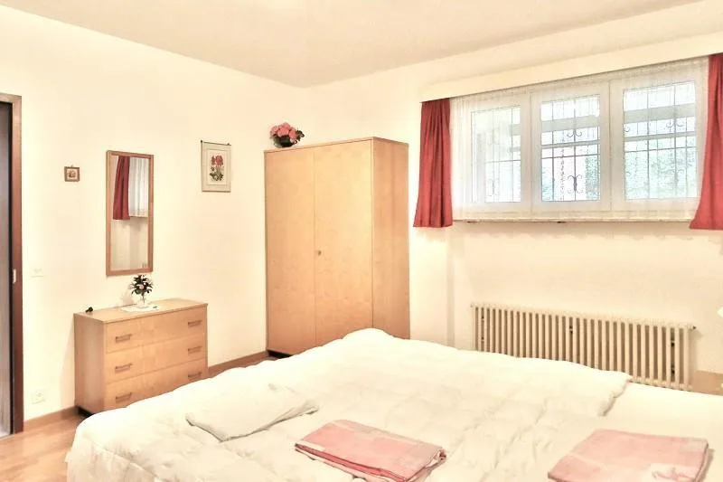 4 1/2-Zimmer-Wohnung im 1. OG mit Hallenbad an ruhiger, zentraler L... – foto 8 di 25