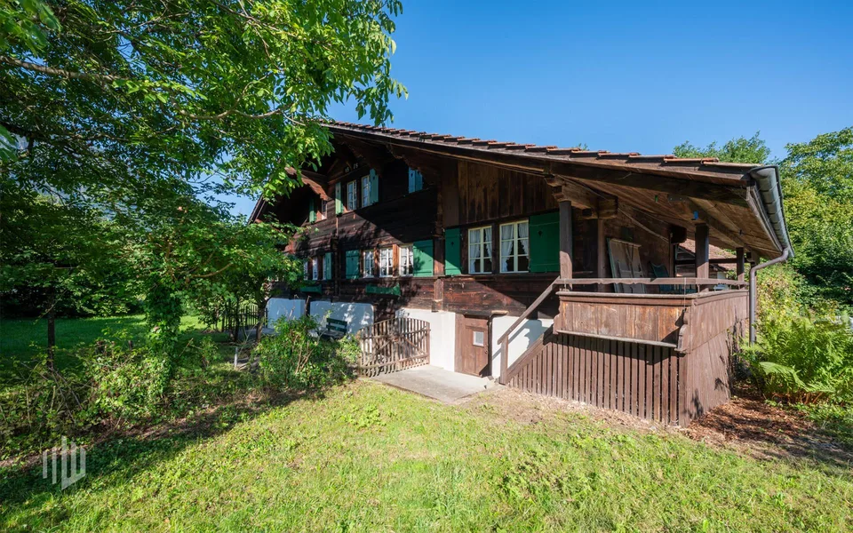 ImmoWyss -  1615 m2 Bauland in der Zone W2 mit wunderbarem Niesenblick