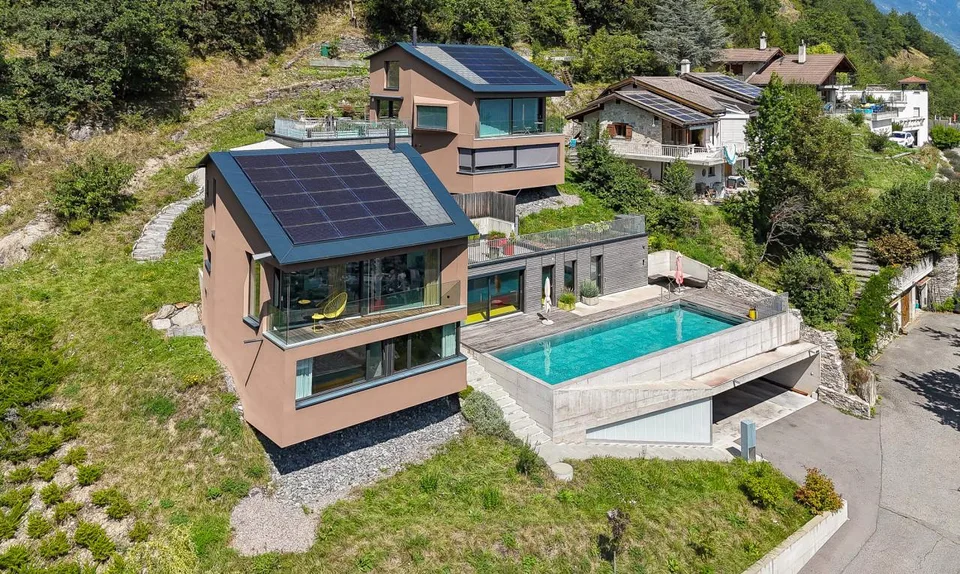 Architectural Villa - Contemporary Elegance with Breathtaking View