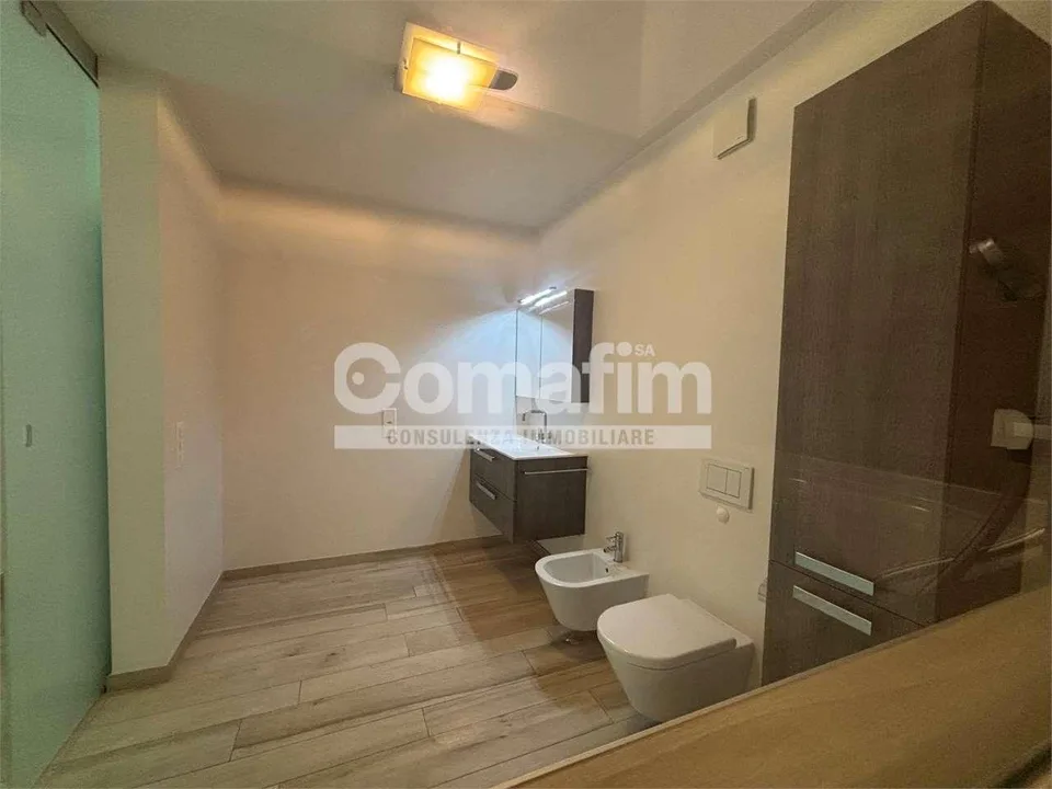 Canobbio - Raffinato 4.5 Locali con Grandi Spazi e Comfort Esclusivi – foto 9 di 16