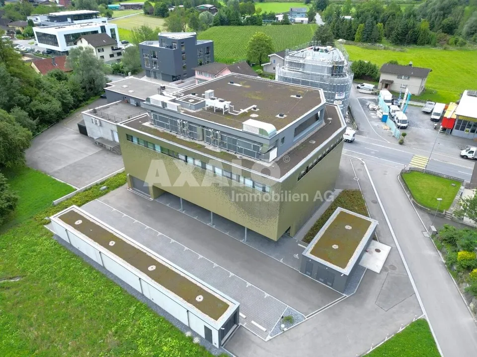 Multifunktionales Gewerbe- und Dienstleistungsgebäude in Schaan