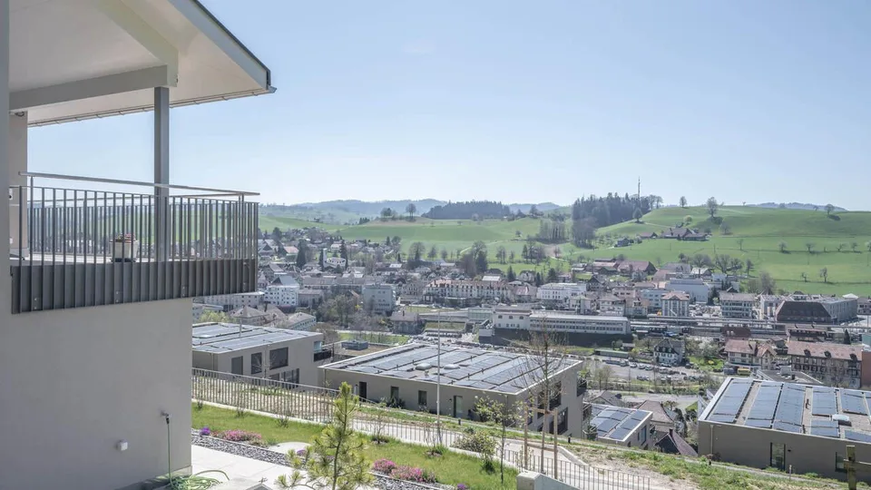 Schöne 4.5-Zimmer Doppel-Einfamilienhaushälfte in Huttwil – Foto 10 von 12