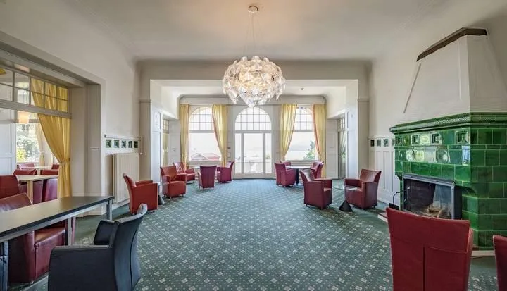 MAJESTÄTISCH ÜBER DEM THUNERSEE - PARKHOTEL OBERHOFEN – Foto 7 von 9