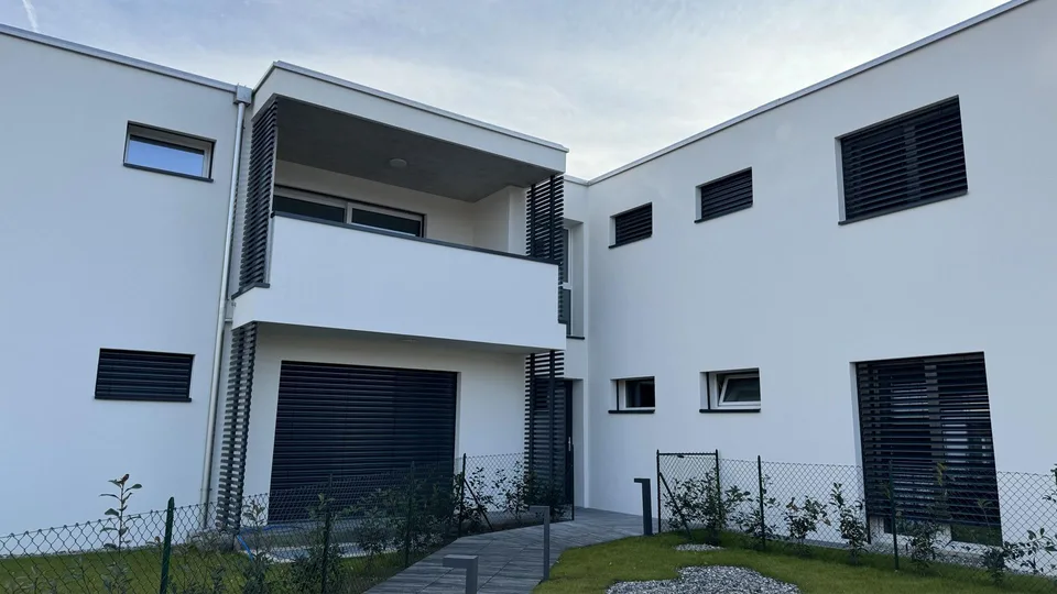 ELEGANTE APPARTAMENTO 3.5 LOCALI CON TERRAZZA - GENESTRERIO