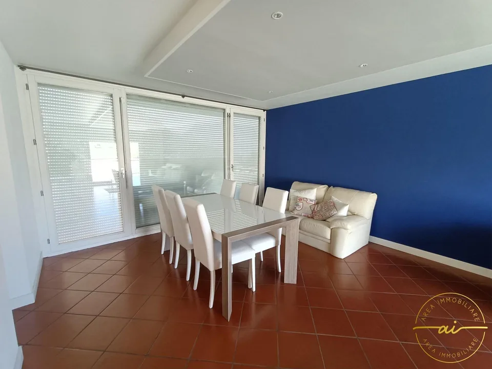 ATTICO 4.5 LOCALI CON DOPPIA TERRAZZA E VISTA APERTA