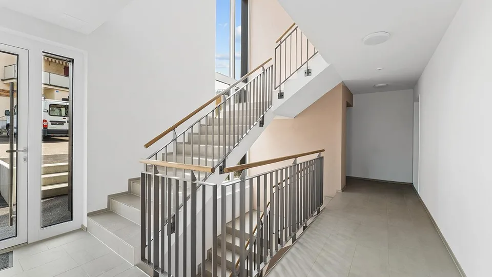 3½-Zimmer Erdgeschosswohnung mit Wintergarten, Sitzplatz und Garten – Foto 16 von 22