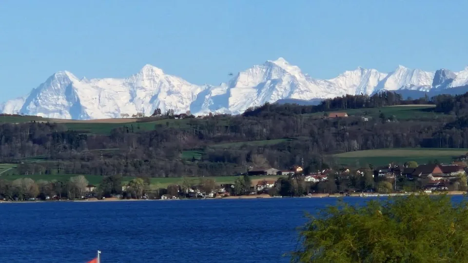 Exklusive Villa mit See- und Alpensicht sowie Pooloase – foto 7 di 18