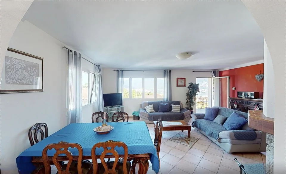 4.5 Zi.-Wohnung mit traumhafter Aussicht – Foto 10 von 19