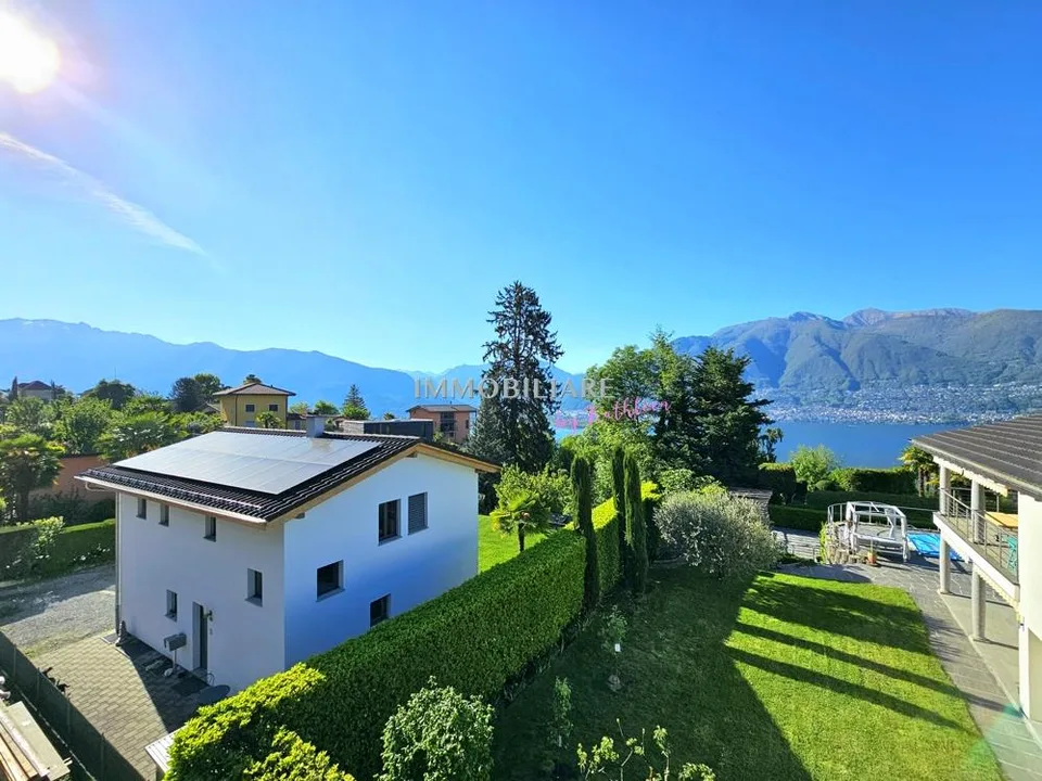 Modernes Neubau-Penthouse mit Seesicht in Piazzogna, ruhig, zentral
