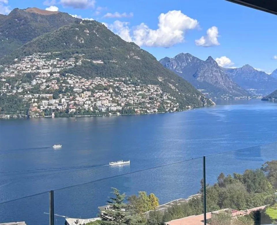 Design e Comfort con Vista Lago