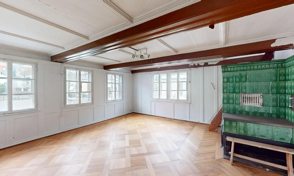 Denkmalgeschütztes 8-Zimmer Doppeleinfamilienhaus an zentraler Lage