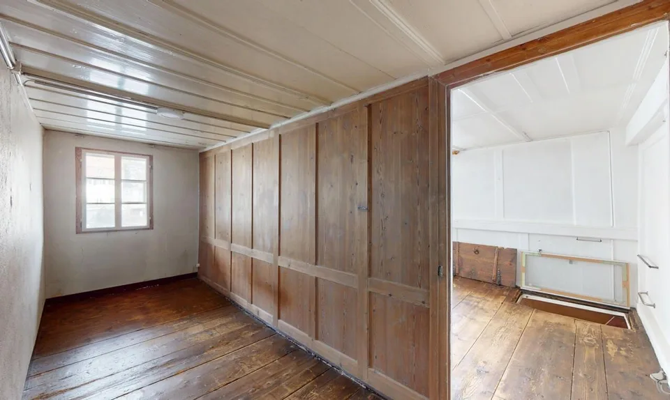 Historic 8-room semi-detached house in central location – photo 10 of 21