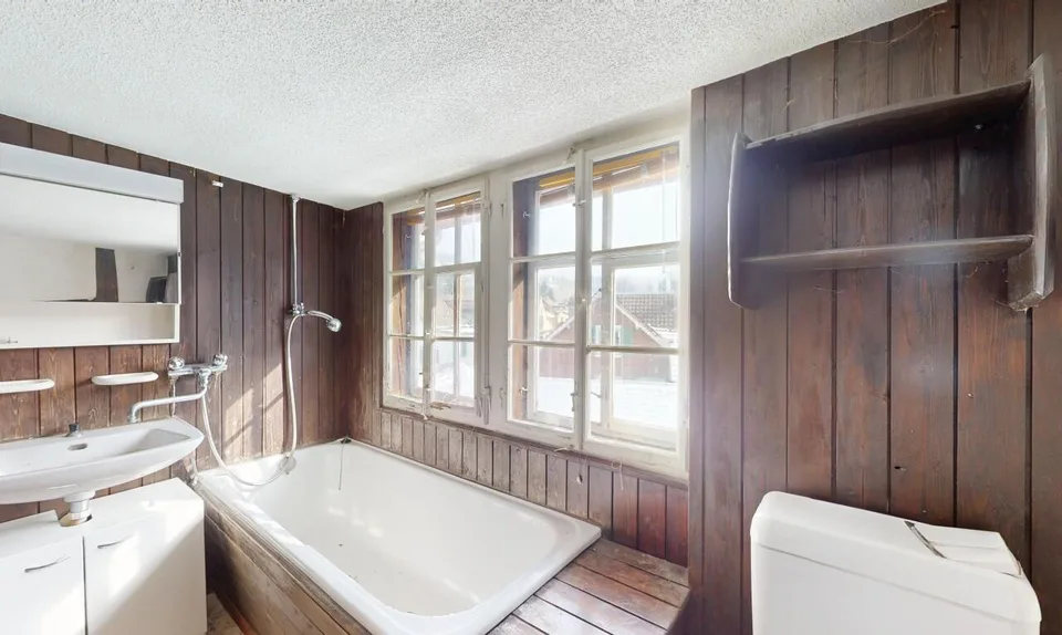 Historic 8-room semi-detached house in central location – photo 12 of 21