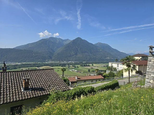 Terreno edificabile R2 di 1377 m2 molto soleggiata, tranquilla, bel... – Foto 12 von 14