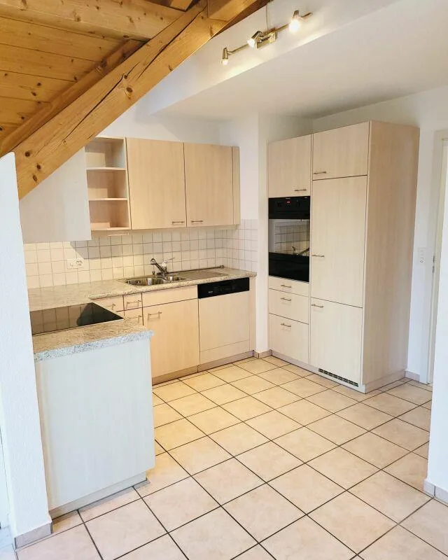 Charmante 2.5-Zimmer-Maisonette mit Rheinblick