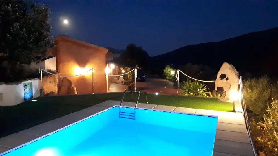 Villa con piscina Sardegna