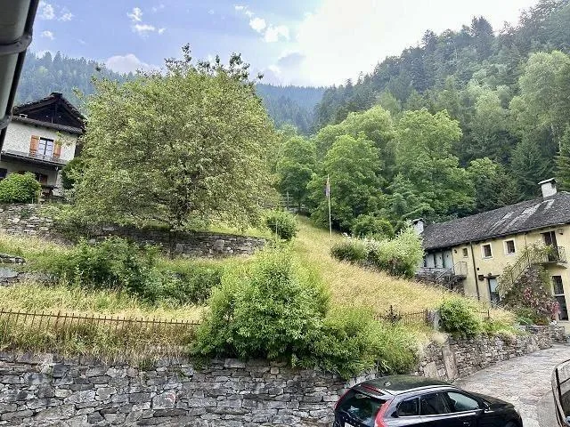4 1/2-Zimmer-Tessinerhaus an sehr ruhiger, sonniger Aussichstslage ... – photo 23 sur 28