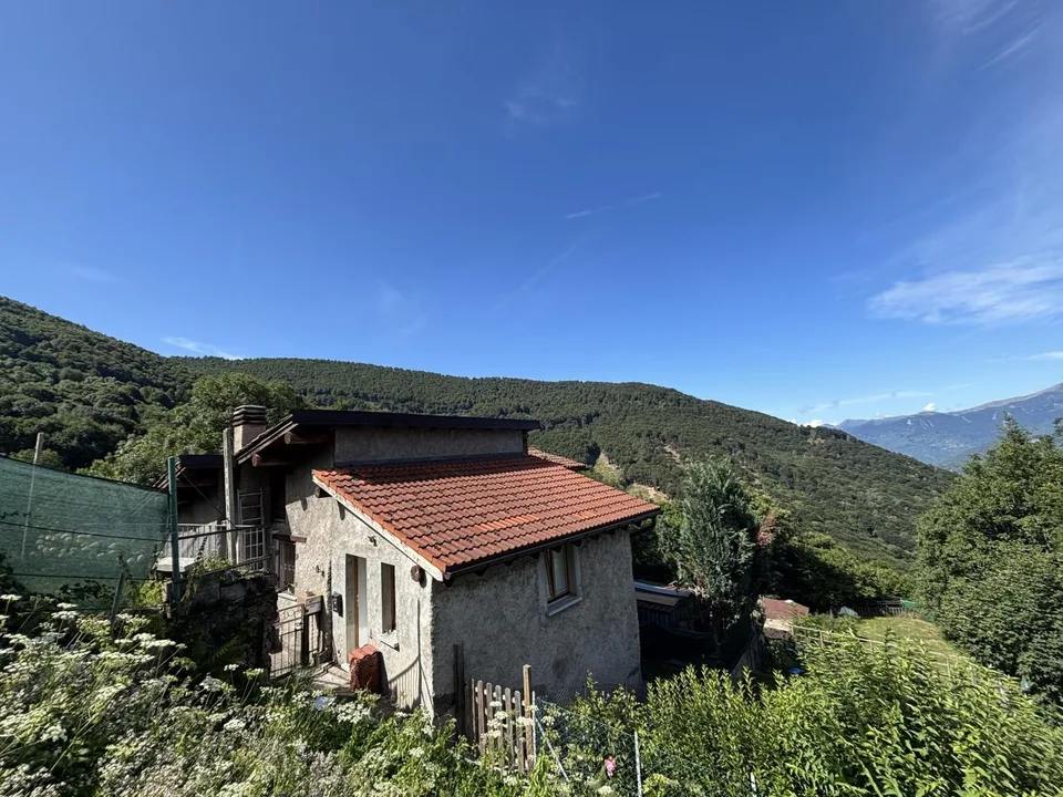 2-Zimmer-Haus an sehr ruhiger, sonniger Aussichtslage / casa di 2 l...