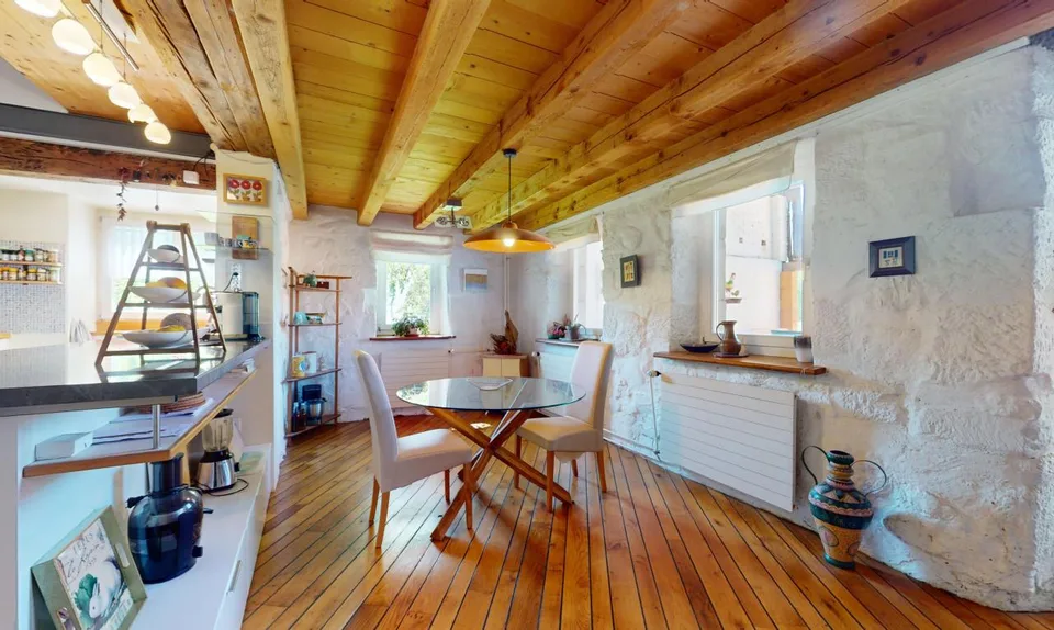 Magnifique ferme rénovée avec atelier d'artisan au coeur de la Broye – Foto 8 von 13
