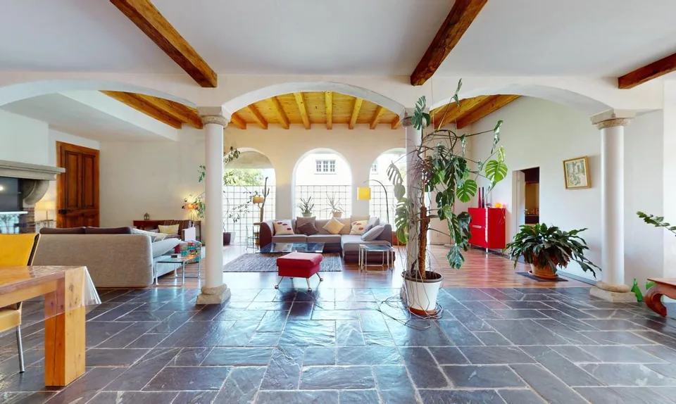 Magnifique ferme rénovée avec atelier d'artisan au coeur de la Broye – Foto 10 von 13