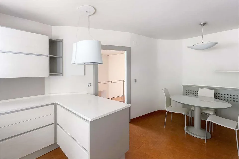 Villa esclusiva a Besazio con dépendance, piscina e vista panoramica – Foto 10 von 13