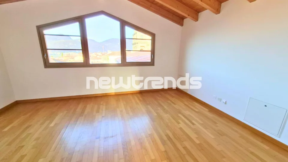 Mendrisio – 106 m² su due livelli: moderno 2.5 locali in posizione ...
