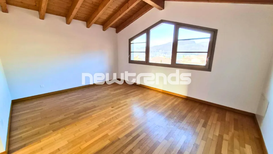 Mendrisio – 106 m² su due livelli: moderno 2.5 locali in posizione ...