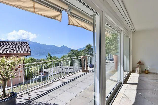 4 1/2-Zimmer-Luxuswohnung mit Terrasse und Garten mit Seeblick / ap... – Foto 22 von 29