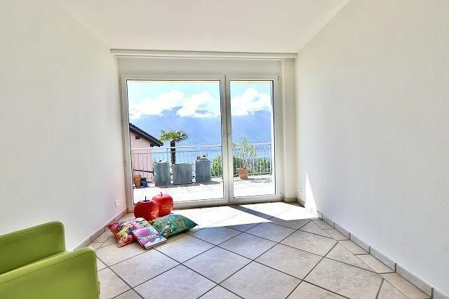 4 1/2-Zimmer-Luxuswohnung mit Terrasse und Garten mit Seeblick / ap... – Foto 11 von 29