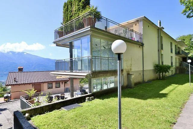 4 1/2-Zimmer-Luxuswohnung mit Terrasse und Garten mit Seeblick / ap... – Foto 15 von 29