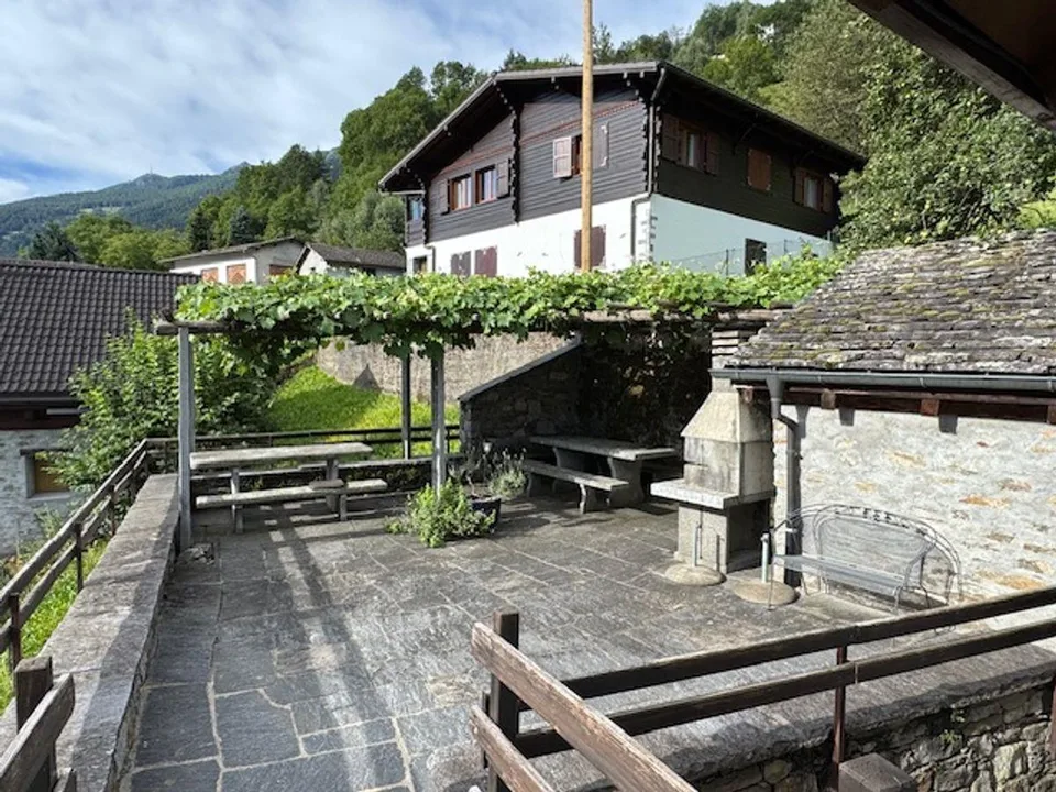 LEONTICA Valle di Blenio - Maison Individuelle
