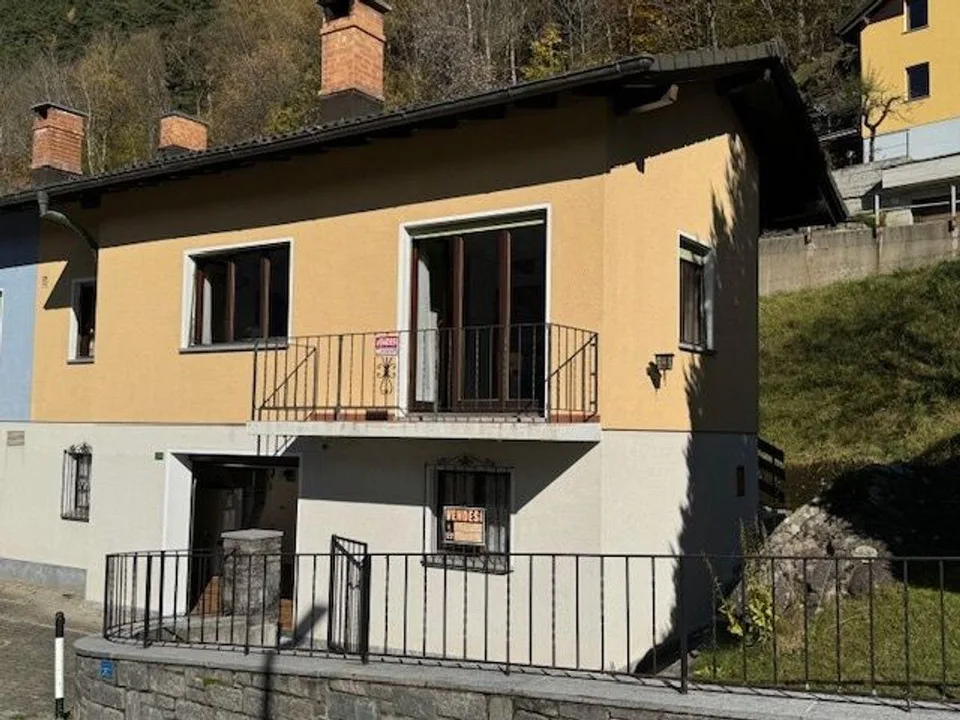 Alta Leventina - OSCO - BELLA CASETTA MONOFAM.