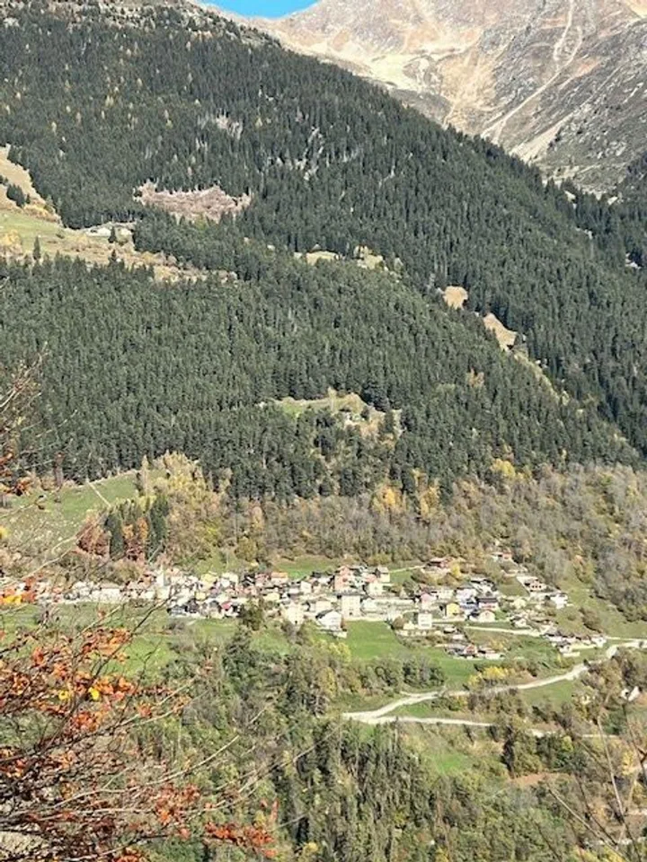 Alta Leventina - OSCO - BELLA CASETTA MONOFAM.